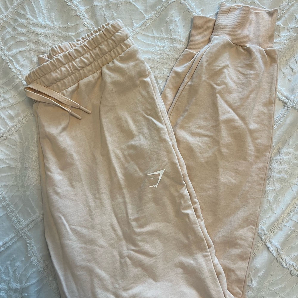 Gym shark joggers